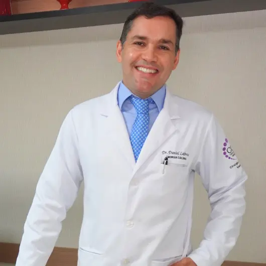 Dr. Daniel Labres Castro
