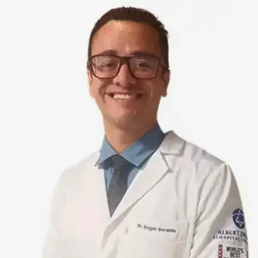 Dr. Roger Beraldo Vieira